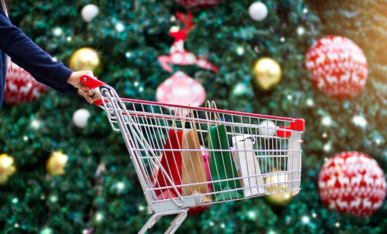 3 of the Best Christmas Shopping Ideas to Make Spending Money Fun